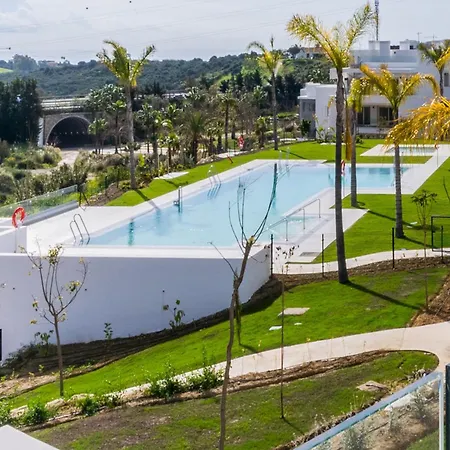 Alcazaba Lagoon Retreat For 4 * Estepona